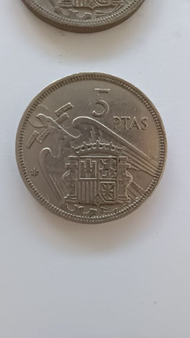 Molte monete Franco molto ricercate