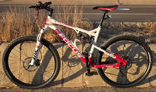 Bicicleta Focus Super Bud