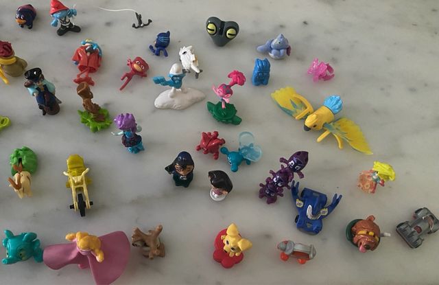 lote juguetes kinder pequeños