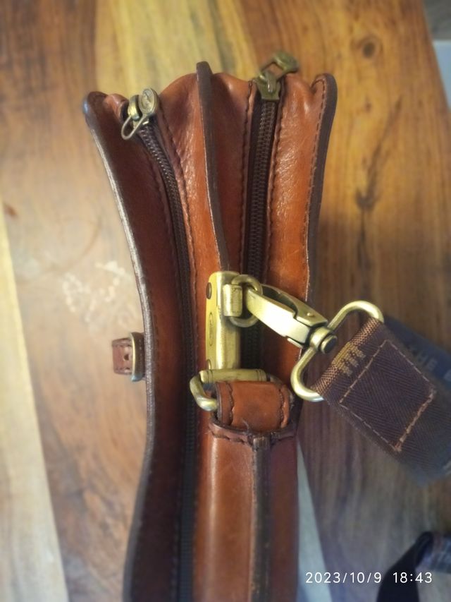 Cartera maletín portátil elegante cuero piel