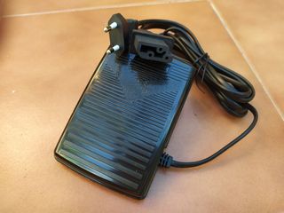 Cable y pedal máquina de coser