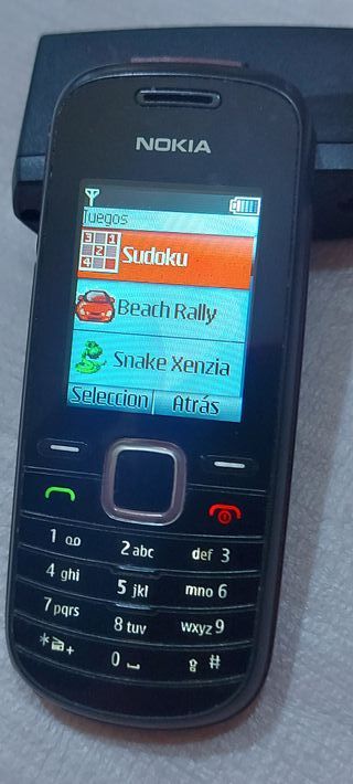 Telefono movil Nokia 1661 con cargador