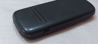 Telefono movil Nokia 1661 con cargador