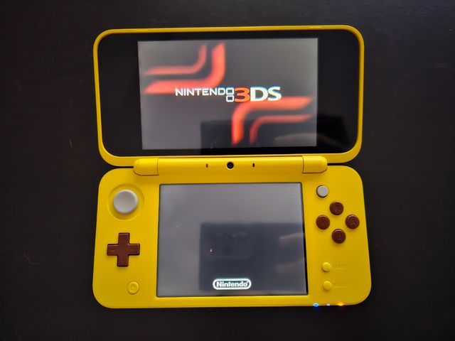 New Nintendo 2DS XL Pikachu Edition