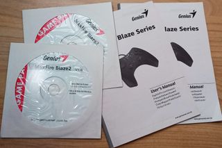 2 Mandos Genius para PlayStation 2 y PC