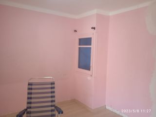 Pintor, Manitas, económico responsable.