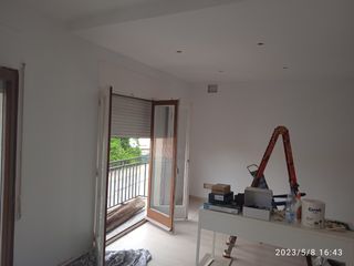 Pintor, Manitas, económico responsable.