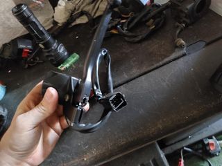 Piña mando izquierda Peugeot kisbee vivacity