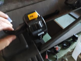 Piña mando izquierda Peugeot kisbee vivacity