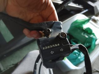 PIÑA SOPORTE MANeTA IZQ PEUGEOT 102 FOX