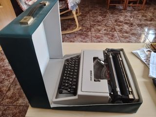 Maquina de escribir vintage