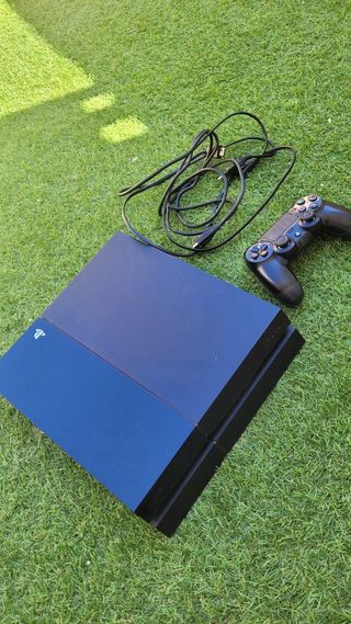 Play Station 4 original con mando