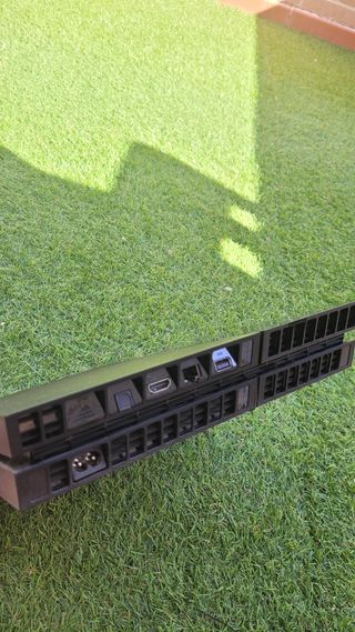 Play Station 4 original con mando