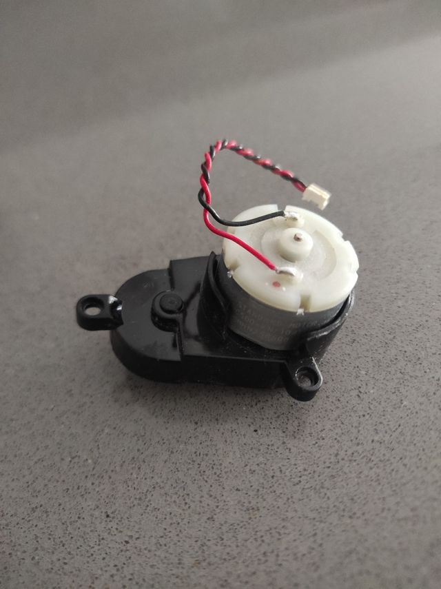 Motor cepillo lateral conga 750