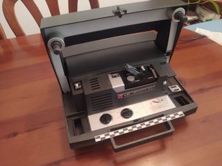 Kodak Instamatic M70 P monta películas