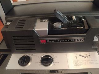 Kodak Instamatic M70 P monta películas