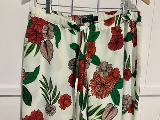 Pantalón Trucco estampado con lencera a juego