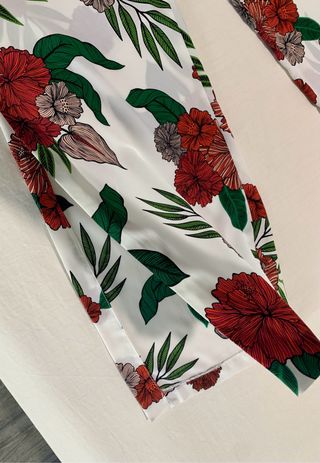 Pantalón Trucco estampado con lencera a juego