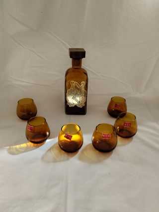 Juego botella y vasos