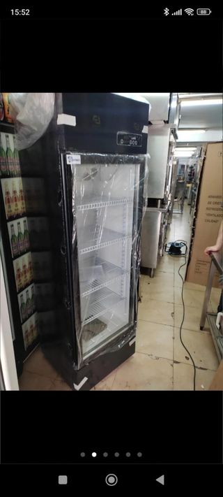 Nevera expositora