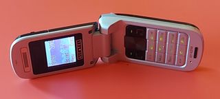 Alcatel OT-E259 de ORANGE con cargador