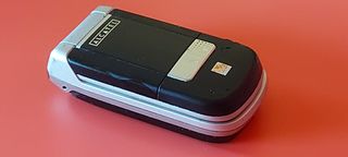 Alcatel OT-E259 de ORANGE con cargador