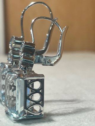 Pendientes aguanarina natural y diamantes 