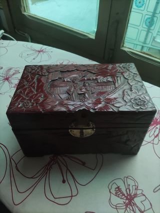 Caja 📦 de madera , trabajada