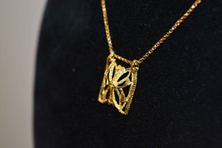 Gargantilla de Mariposa ORO 18Q