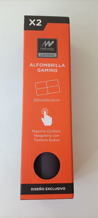 Teclado y altavoces PC