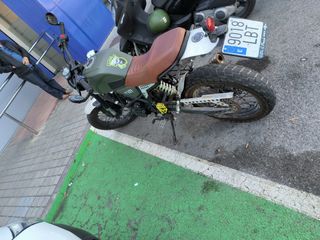 Mitt 125 Scrambler