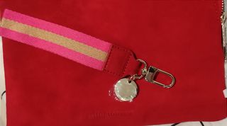 Clutch Arlington Milne Nuevo