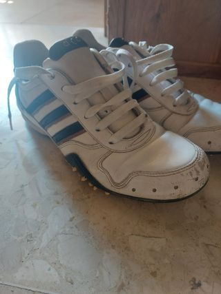 Deportes adidas para pista de atletismo 