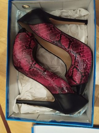 Zapatos tacón alto