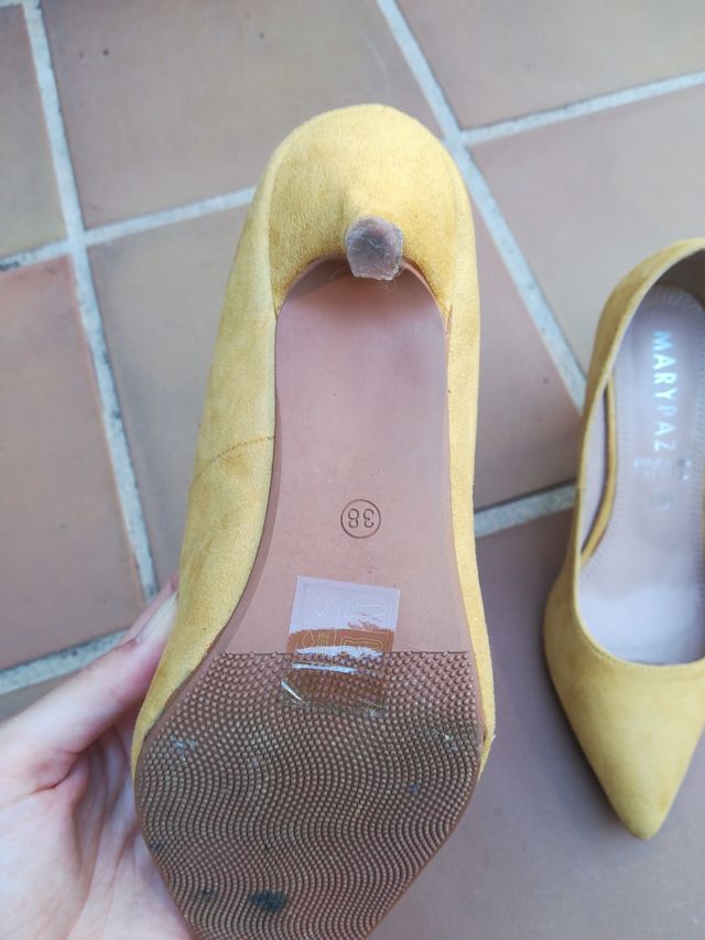 Zapatos tacón amarillo/mostaza