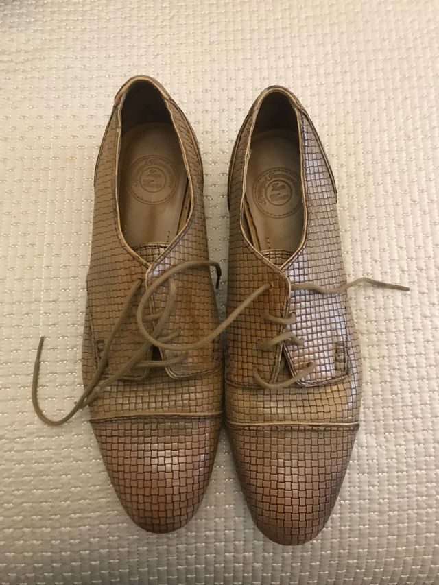 Zapatos de piel Zara