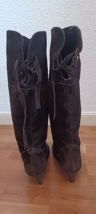 Botas serraje