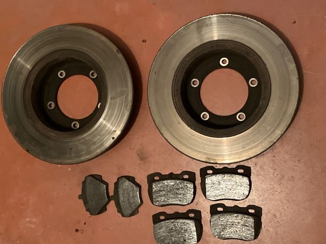 Land Rover Discovery, Defender, Range, frenos dela