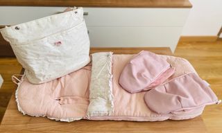 Saco Silla , saco capazo , bolsa y guantes .