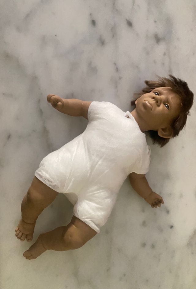 muñeco antiguo sin ropa