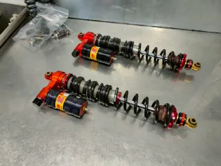 Mantenimiento Suspensiones Elka QUADS Y UTV