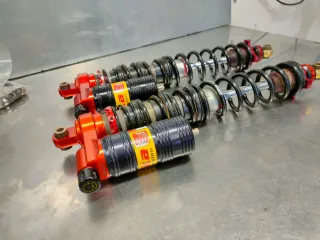 Mantenimiento Suspensiones Elka QUADS Y UTV