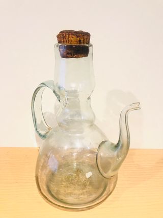 GIGANTE  aceitera  de 27 cm