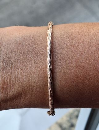 Pulsera media caña obalada oro 18k