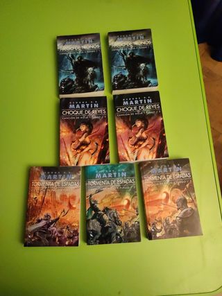 LIBROS DE JUEGO DE TRONOS