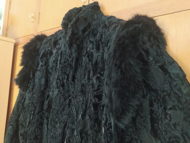 Chaquetón de astrakan