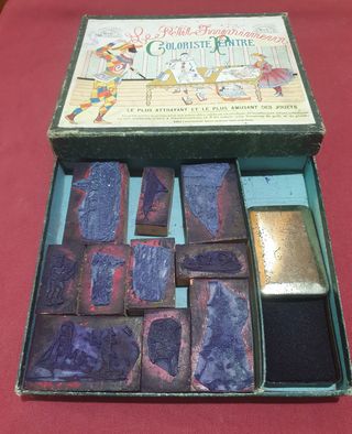 Dos juguetes antiguos de sellos para imprimir