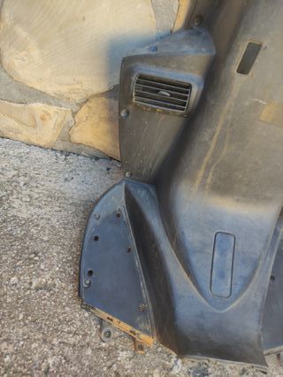 Contraescudo de Kymco betwin 250cc (2001)