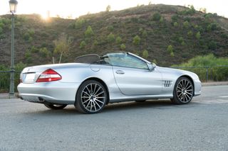 Mercedes-Benz  SL 2008