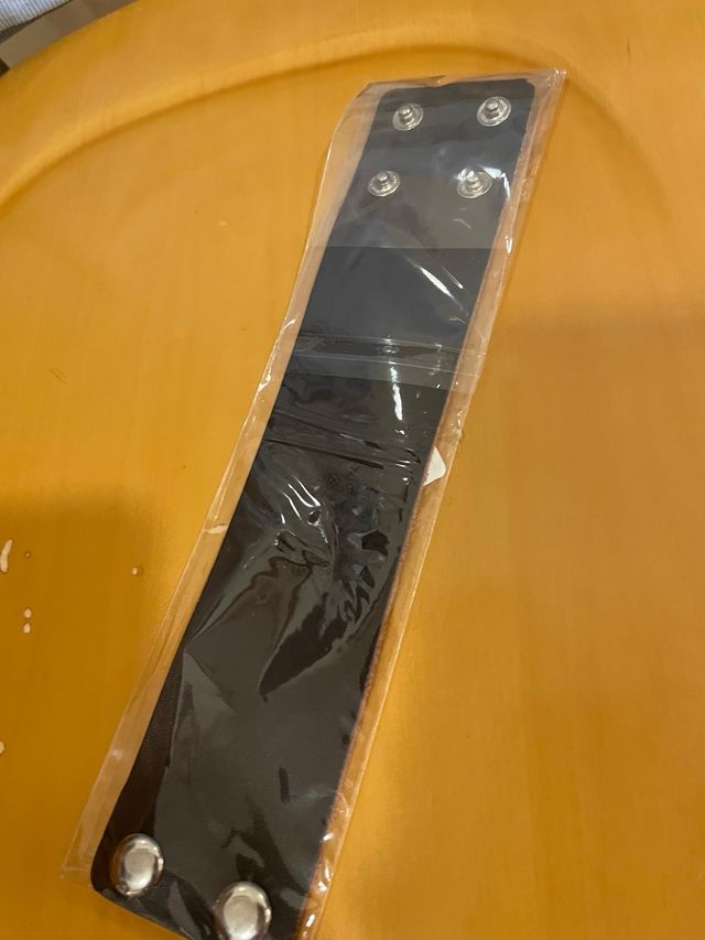 Bracelete em pele Vikings MC